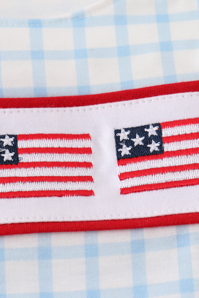 Blue flag embroidery jonjon - Giggles with Grace