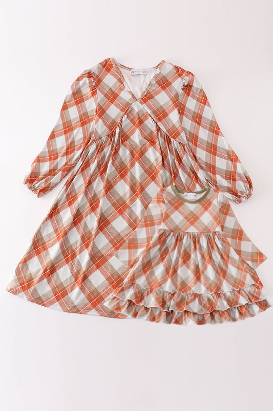 Khaki gingham mom&me dress - Giggles with Grace