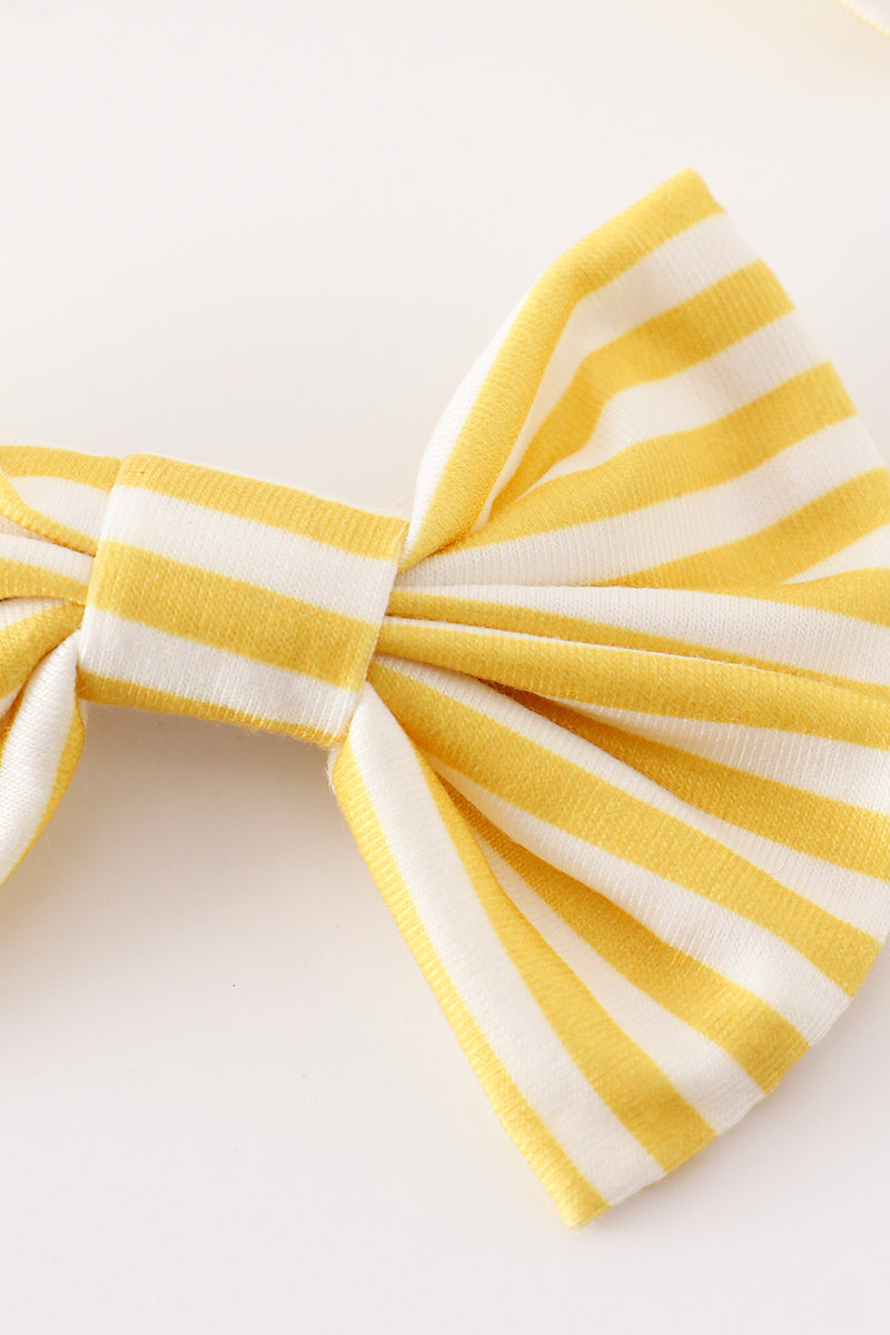 Gold piggie hair bow - Giggles with Grace