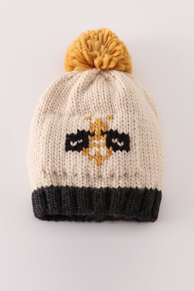 Beige pompom bee cable beanie - Giggles with Grace